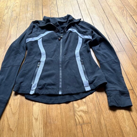 Lululemon Size 8 Black & Gray Long Sleeve Thumbholes Full Zip Luon Define Jacket - Picture 4 of 14